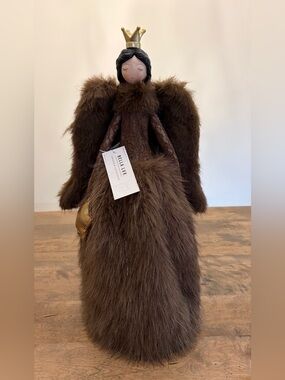 Bella Lux Christmas Angel Viral Chocolate “Mink” VHTF